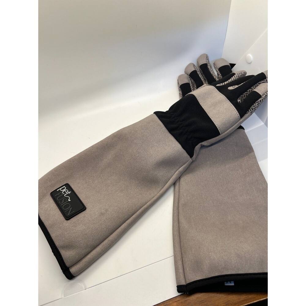 pair of PetFusion Unisex Multi-purpose Pet Glove grooming gloves size medium